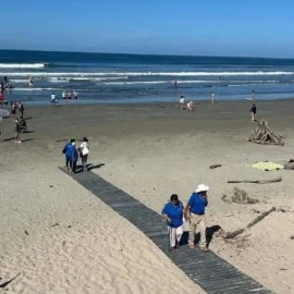 Rampa playa guiones cerca de Calma House